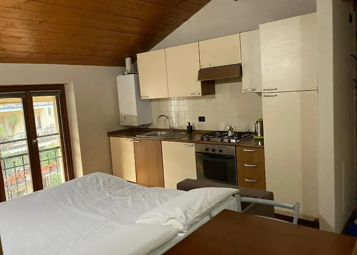 Downtown Room